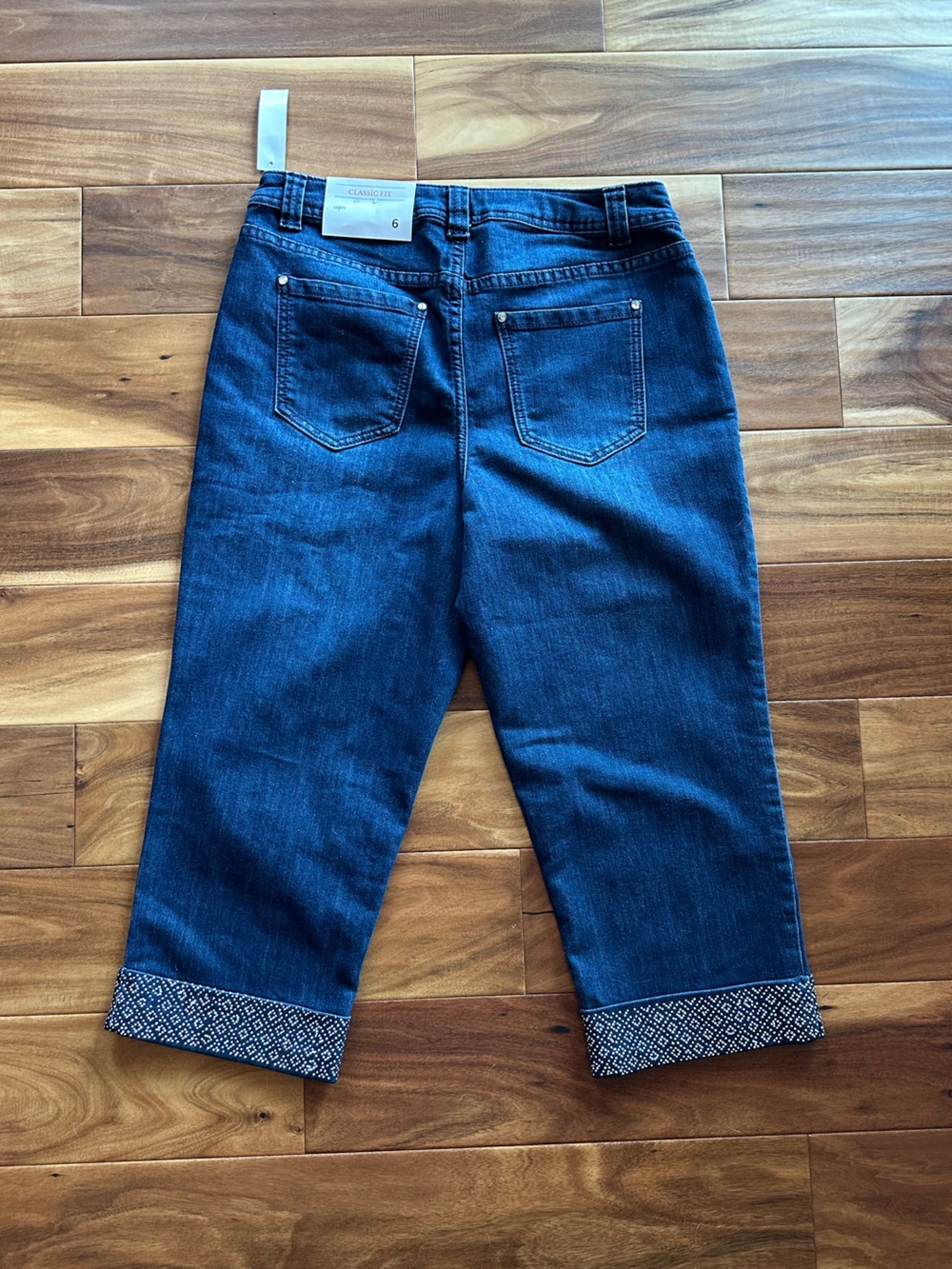 Christopher & Banks Classic Fit Capris Patterned Cuffs size 6 - Picture 3 of 5